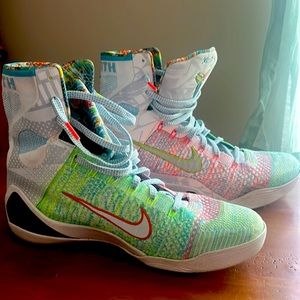 Kobe 9.5 What The